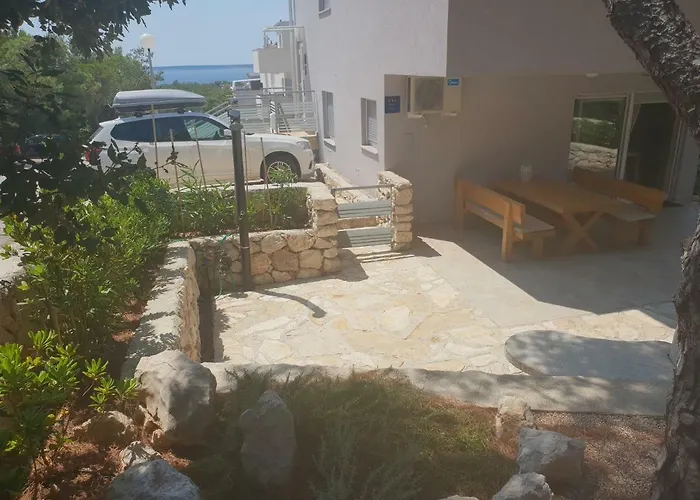 Apartamento Rina Deluxe Šimuni