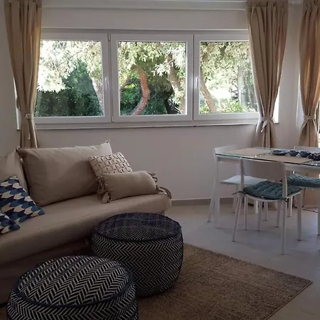 アパート Rina Deluxe