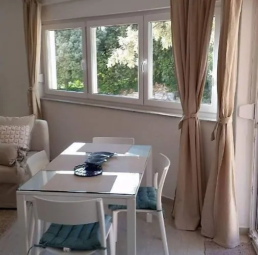 Rina Deluxe 아파트 *